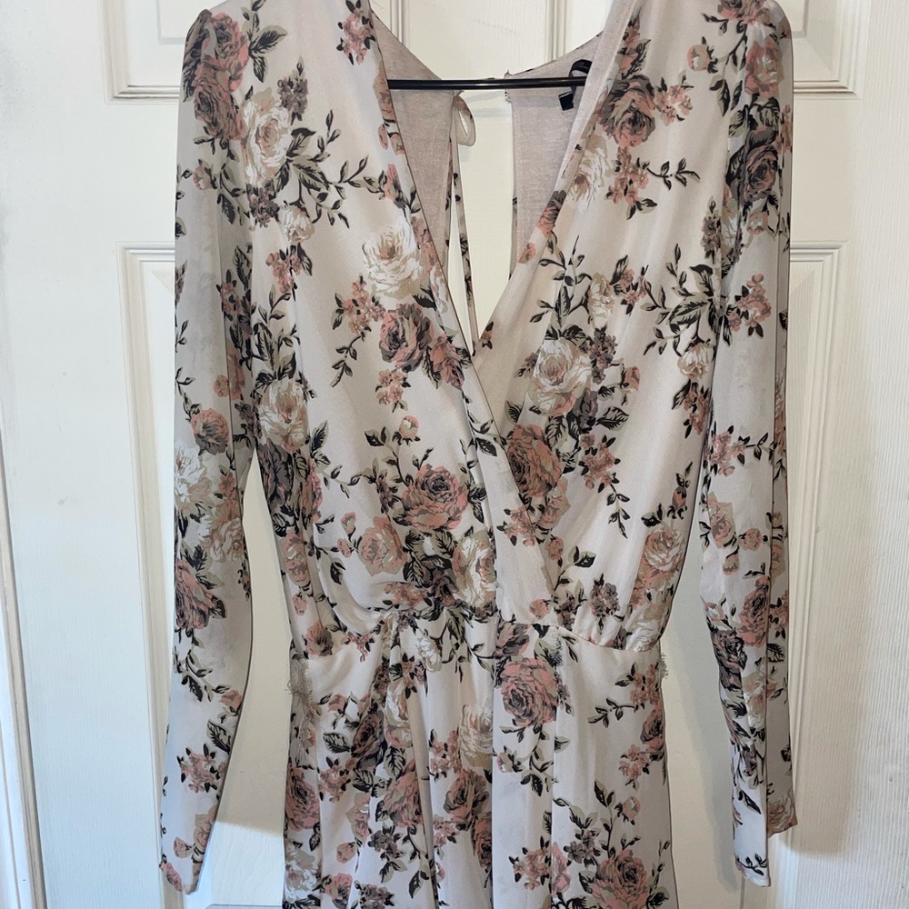 Long Sleeve Floral Romper -Small - Honey Pinch
